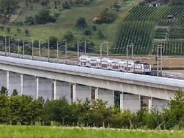 Agenda für zufriedene Kunden: Schnieder stellt seine Bahn-Reform vor - Neue Chefin kommt