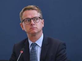 Aufstocken bei Minijobs: Linnemann will Bürgergeldbezug für EU-Ausländer erschweren