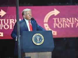 Gott hat sie alle eingesetzt: Charlie-Kirk-Gedenken zeigt Abgründe der Trump-Bewegung