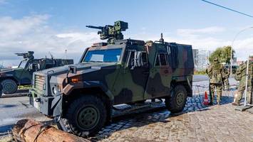 Nächtliche Militärkonvois – „Red Storm Bravo“ in Hamburg