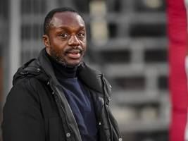 Schalke 04: Ben Manga muss gehen