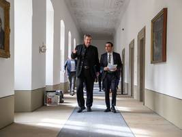 CSU-Klausur in Kloster Banz: Söder will bei Beamten sparen und in die Forschung mehr investieren