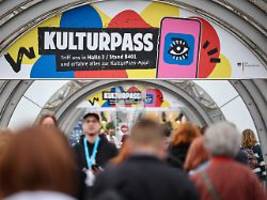 Der Kulturpass steht vor dem Aus: Schüler kritisieren Weimer: Werden im Stich gelassen