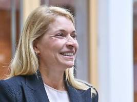 Erste Frau an Konzernspitze: Evelyn Palla ist neue Chefin der Deutschen Bahn