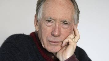 Ian McEwans neuer Roman: Was bleibt, wenn alles unterging