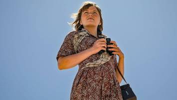 „maria reiche“: eine frau allein in der wüste