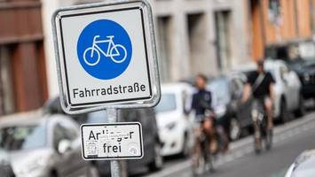 Bezirksamt sperrt Fahrradstraße in Prenzlauer Berg für Autofahrer