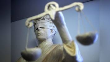justiz: hamburger warten immer länger auf gerichtsurteile