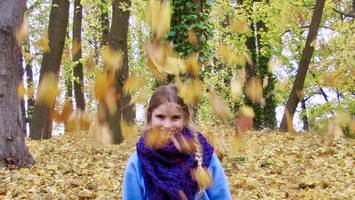 Wie der Herbst uns jedes Jahr unsere Kindheit zurückbringt