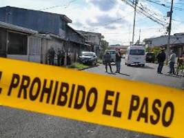 leichen hinterm haus vergraben: deutsches paar wohl bei Überfall in costa rica ermordet