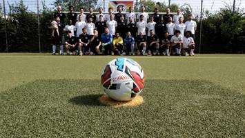 Warum ein junger Fußball-Verein aus Mitte bald Bäume pflanzt