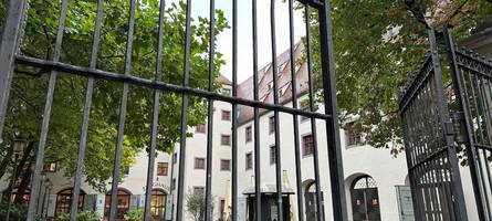 Kinderporno-Verdacht gegen Augsburger Musiklehrer: So äußert sich die betroffene Schule