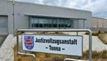 großübung: stress-test hinter gittern: einsatzkräfte üben geiselnahme