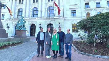 parteien einigen sich: altona bekommt grünen bezirksamtschef