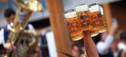 Bierpreis auf dem Oktoberfest 2025: Was kostet die Maß auf der Wiesn?