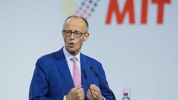 Investitionen: Kanzler erwartet Investitionen von 900 Milliarden Euro in kommenden drei Jahren