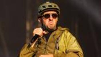 Ausstellung Die Möglichkeit der Unvernunft: Böhmermann weist Antisemitismus-Vorwurf zurück