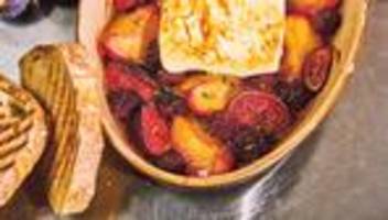 Geschmorte Pflaumen mit Feta: Trotzdem köstlich
