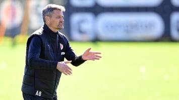 Live! Blessin wechselt einmal – so startet St. Pauli gegen Bayer