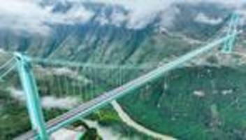 China: Weltweit höchste Brücke in China eröffnet