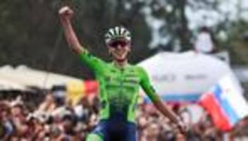 Rad-WM: Tadej Pogačar nach langer Solofahrt erneut Weltmeister