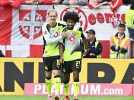 Tag, den ich nicht oft erlebe: BVB feiert einen Spieler, der gar nicht spielen sollte