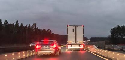 Auto-Fahrerassistenzsysteme: Wenn der Wagen bei 200 km/h plötzlich stark bremst