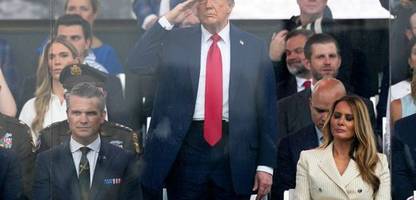 Donald Trump trifft am Dienstag US-Militärspitze bei Dringlichkeitstreffen