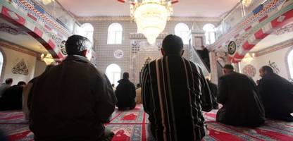 schleswig-holstein: muslime dürfen zu ramadan und opferfest künftig freinehmen