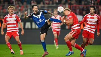 War das wirklich Rot gegen Vieira? Polzin richtet sich an DFB