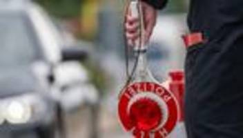 grenzkontrollen: millionen an steuern hinterzogen? mann an grenze gestoppt