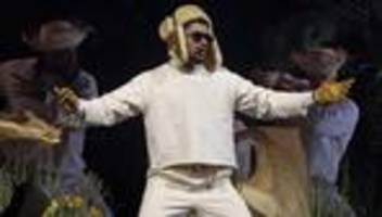 Latin-Musiker: Rapper Bad Bunny tritt in Halbzeitshow des nächsten Super Bowl auf