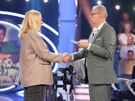 Ach, Sie simsen noch?: Kandidatin führt Günther Jauch aufs Glatteis