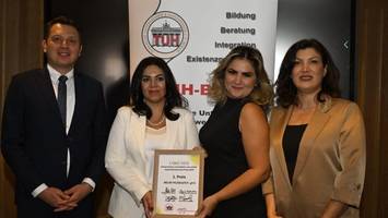 welche berliner unternehmerin sicherte sich die 1000 euro preisgeld?