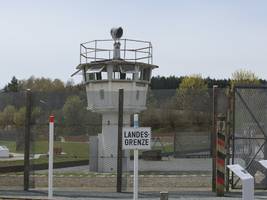 Bundesrepublik: Entfremdung zwischen Ost und West