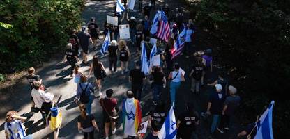 Israel: Geisel-Familien bitten Donald Trump vor Treffen mit Benjamin Netanyahu in Brief um Beistand