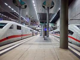 Weniger Züge, höhere Effizienz?: Bahnfahrer beklagen neues Pünktlichkeitskonzept der DB