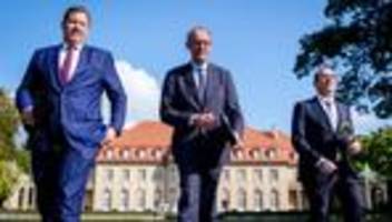 Klausurtagung: Kabinett verabschiedet Reformpaket zu Modernisierung Deutschlands