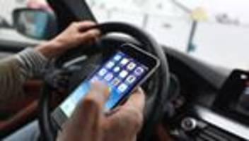 verkehr: polizei in sachsen-anhalt kontrolliert ablenkung am steuer