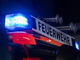 Großeinsatz in Thüringen: Explosionen in Wohnhaus - Bewohner unter Verdacht