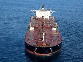 Schiff gehört zur Schattenflotte: Geenterter Tanker: Putin beklagt französische Piraterie