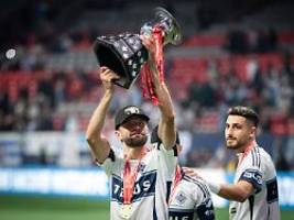 ... und dann noch das 300. Tor: Thomas Müller entreißt Toni Kroos den deutschen Rekord
