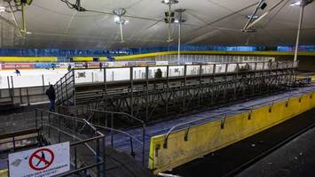 eisbahn-sanierung ausgeschlossen: rot-grün verfolgt neuen plan