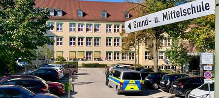 Zwei 14-Jährige mit Hammer attackiert – Großeinsatz an der Mittelschule Friedberg