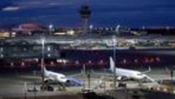 Luftverkehr: Flughafen München nach Drohnensichtungen gesperrt