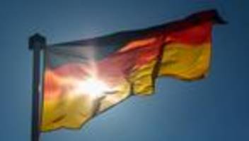 tag der deutschen einheit: 35 jahre einheit – politiker werben für zusammenhalt