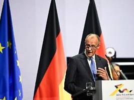 Rede zur Wiedervereinigung: Merz fordert neue Einheit für Deutschland
