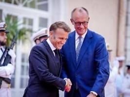 Tag der Deutschen Einheit: Feier in Saarbrücken - Merz und Macron halten Festrede
