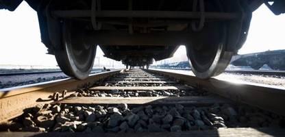 Deutsche Bahn: Pünktlichkeit? Die Bahn hat wichtigere Aufgaben - Meinung