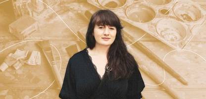 malerin werden: julie batteux erzählt von ausbildung, einnahmen, förderungen